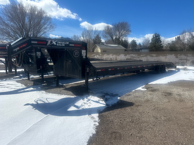 2023 East Texas 58S 40 ft T/A Gooseneck Equipment Trailer
