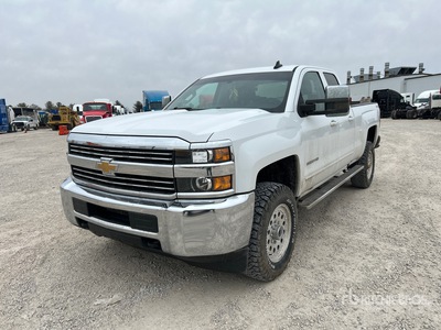 2017 Chevrolet Silverado 2500HD 4x4 Crew Cab Pickup