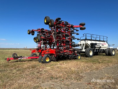 2013 Bourgault 3320 PHD 66 ft Air Drill