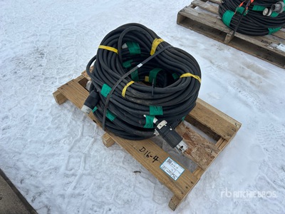 300 Ft Of Heavy Duty Extension Cords