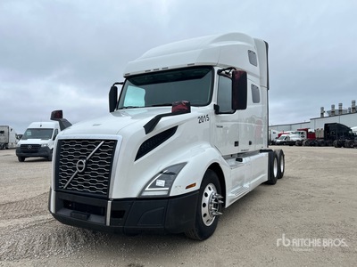 2021 Volvo VNL 6x4 Tracteur routier couchette