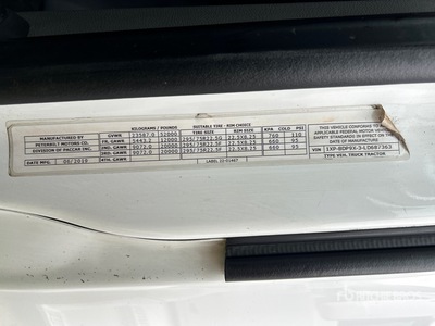 2020 Peterbilt 579 T/A Sleeper Truck Tractor