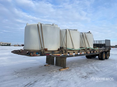1979 Columbia 40 ft T/A Sprayer Flatbed Trailer
