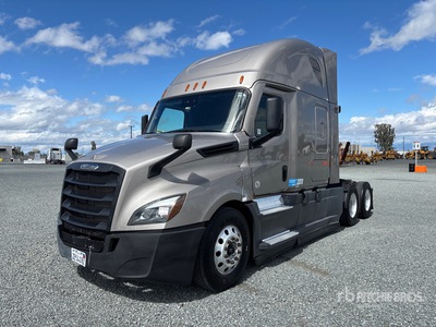2022 Freightliner Cascadia 126 6x4 T/A Slaapcabine Trekker