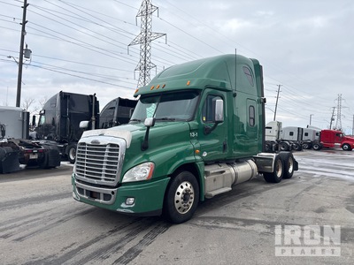 2013 Freightliner Cascadia 125 6x4 Tracteur routier couchette