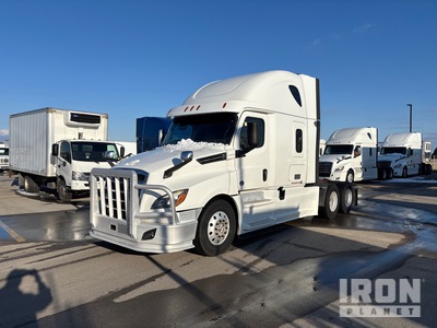 2020 Freightliner Cascadia 126 6x4 T/A Sleeper Truck Tractor