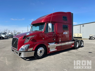 2013 Volvo VNL 6x4 T/A Sleeper Truck Tractor