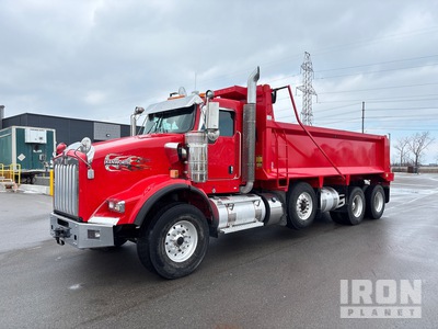 2023 Kenworth T800 8x4 Tri/A Dump Truck