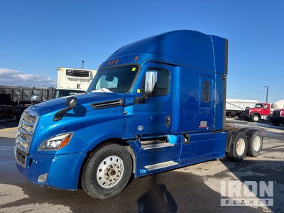 2018 Freightliner Cascadia 126 6x4 T/A Sleeper Truck Tractor