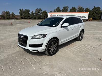 2014 Audi Q7 AWD を見 SUV