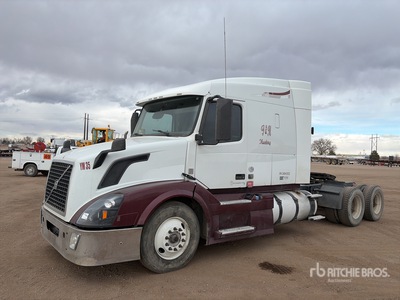 2016 Volvo VNL630 6x4 تراكتور شاحنة كابينة النوم (ثنائية المحور)
