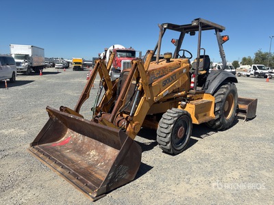 1998 Case 570L-XT Cargadora para trabajos de jardinería