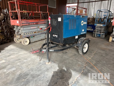 Miller Big Blue 500 500 A Mobile Multi-Process معدة لحام بمحرك