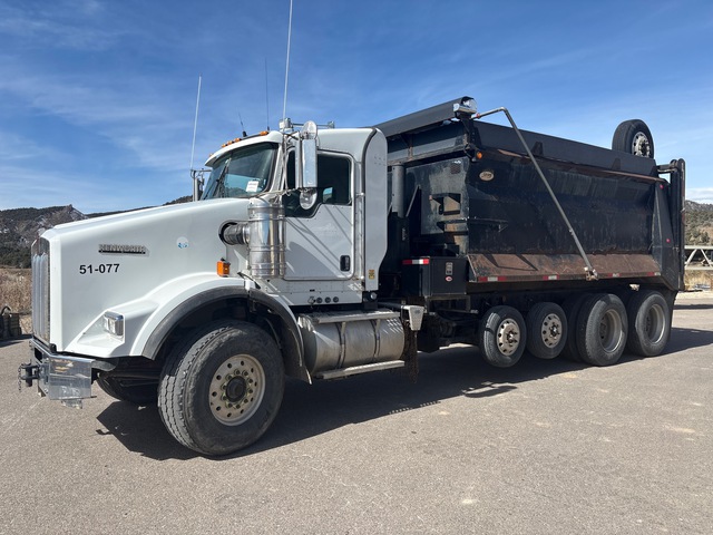 2012 Kenworth T800 12x4 Quad/A Dump Truck