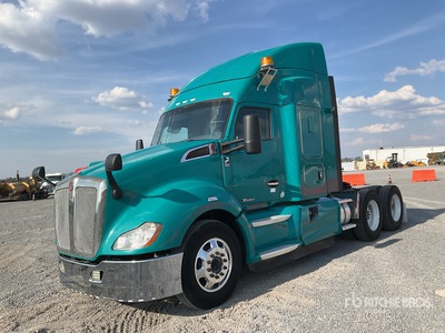 2022 Kenworth T680 6x4 Tractocamion con Dormitorio / T/A Sleeper Truck Tractor