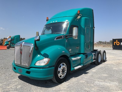 2022 Kenworth T680 6x4 Tractocamion con Dormitorio / Cabeza Tractora Cabina Dormitorio
