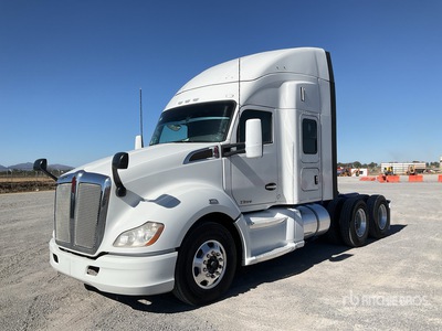 2020 Kenworth T680 6x4 Tractocamion con Dormitorio / تراكتور شاحنة كابينة النوم (ثنائية المحور)