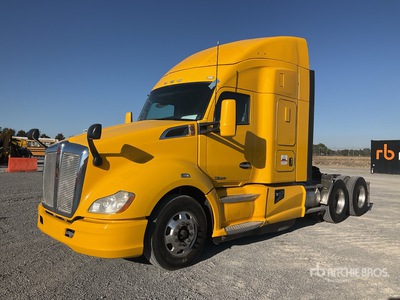 2020 Kenworth T680 6x4 Tractocamion con Dormitorio / Ciągnik siodłowy T/A z kabiną sypialną