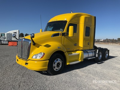 2019 Kenworth T680 6x4 Tractocamion con Dormitorio / T/A Sleeper Truck Tractor