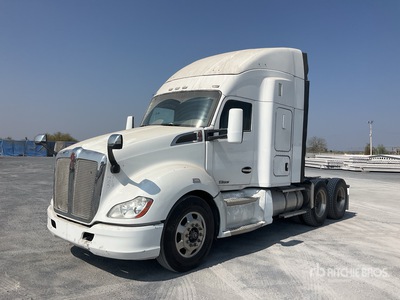 2017 Kenworth T680 6x4 Tractocamion con Dormitorio / Ciągnik siodłowy T/A z kabiną sypialną