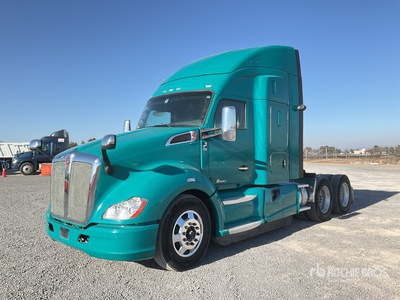 2022 Kenworth T680 6x4 Tractocamion con Dormitorio / T/A Sleeper Truck Tractor