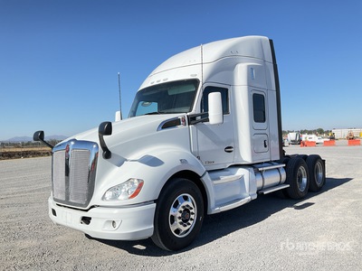 2020 Kenworth T680 6x4 Tractocamion con Dormitorio / T/A Sleeper Truck Tractor