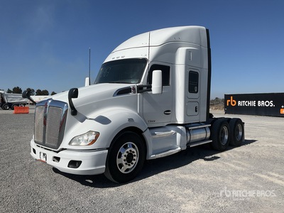 2020 Kenworth T680 6x4 Tractocamion con Dormitorio / Sleeper Truck Tractor