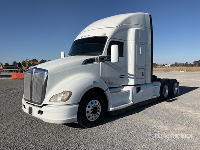 2020 Kenworth T680 6x4 Tractocamion con Dormitorio / Tracteur routier couchette