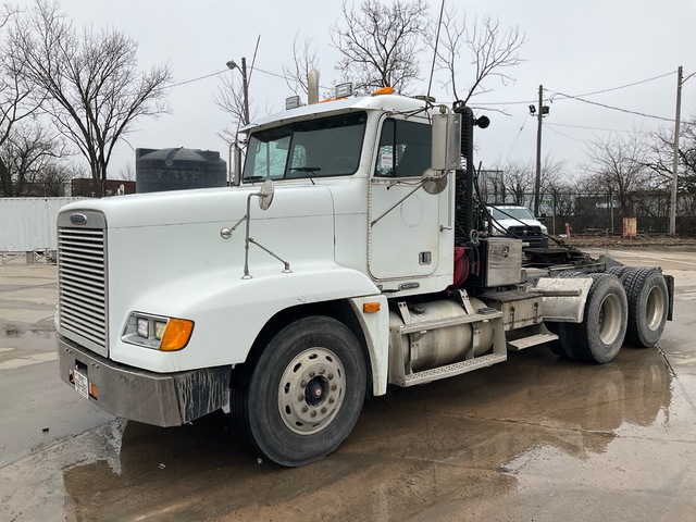 2002 Freightliner FLD120 6x4 Winch Truck