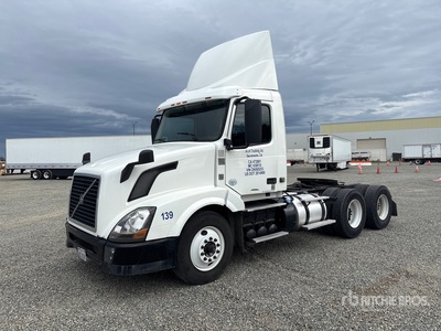 2013 Volvo VNL 6x4 T/A Day Cab Truck Tractor