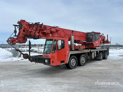 2000 Grove 800C 98000 lb 8x4 Grue hydraulique sur camion