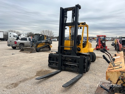 2014 Hyster H155 FT 13100 Lb Cushion Tire Chariot Élévateur (Inoperable)