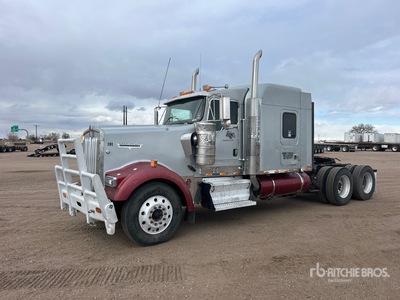 2006 Kenworth W900 6x4 T/A Sleeper Truck Tractor