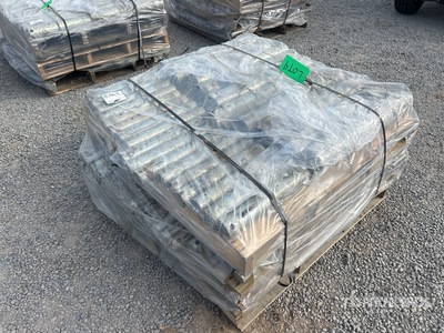 Quantity of (3) Pallets of Assorted Soft Pins Parti varie
