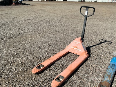 2022 Doosan HPT28-1-06 5500 lb رافعة الباليت