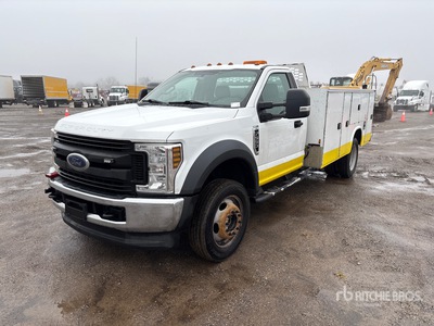 2018 Ford F-550 4x4 サービスカー