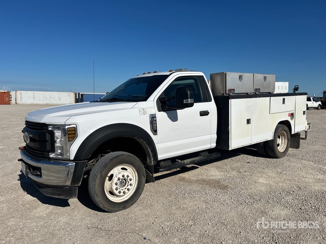 2019 Ford F-550 XL 4x4 Utility Truck