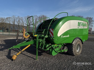 2013 McHale Fusion 3 Ronde balenpers