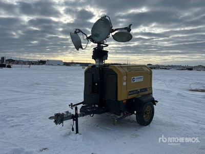 2013 Allmand MAXI-LITE II/RI 20 kW Torre de iluminación