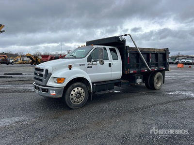 2011 Ford F-750 4x2 S/A Dump Truck