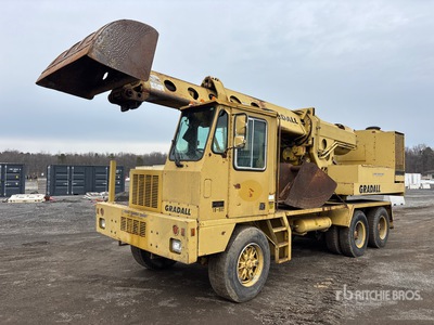 1990 Gradall G660E 6x4 Highway Wheeled Excavator