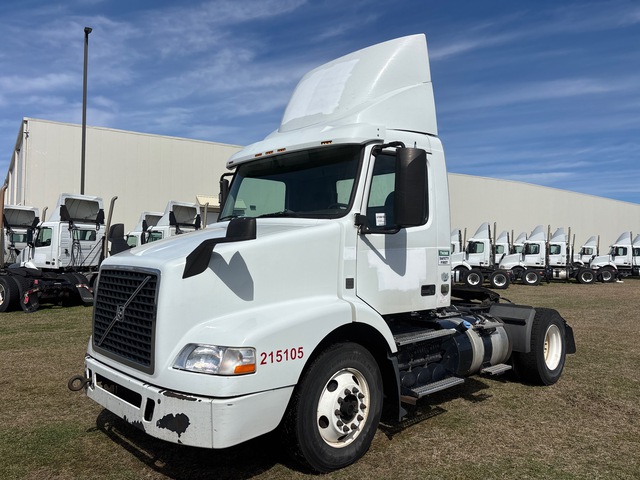 2015 Volvo VNM 4x2 S/A Day Cab Truck Tractor