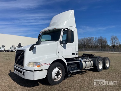 2017 Volvo VNM64T 6x4 T/A Day Cab Truck Tractor