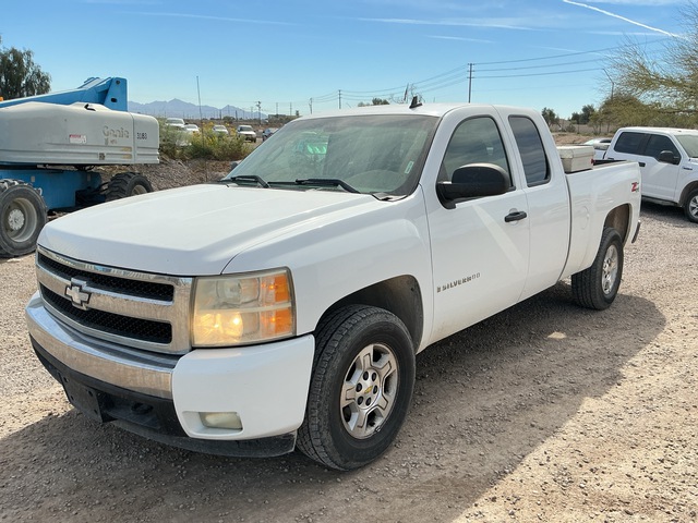 2007 Chevrolet 1500 Silverado 4x4 Extended Cab Pickup