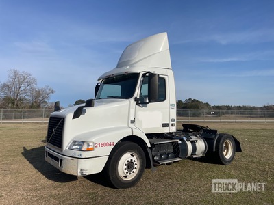 2016 Volvo VNM42T 4x2 S/A Day Cab Truck Tractor