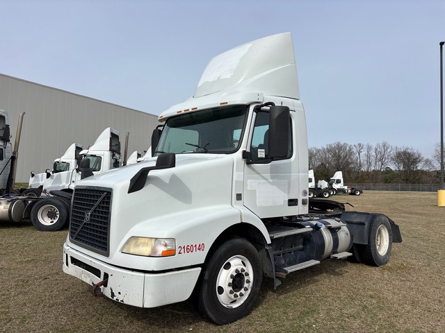2016 Volvo VNM 4x2 S/A Day Cab Truck Tractor