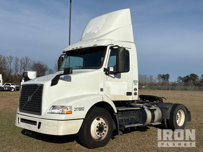 2017 Volvo VNM 4x2 Cabeza Tractora Cabina Corta