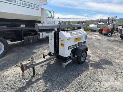 2013 Allmand NLPRO II 7.5 kW Torre de iluminación