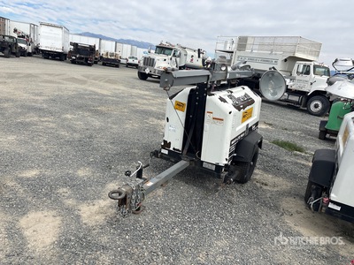 2016 Allmand NLPRO II 8 kW Wieża oświetleniowa