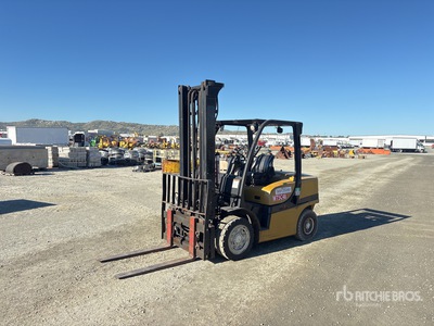 2010 Yale GDP080VX Pneumatic Tire Forklift